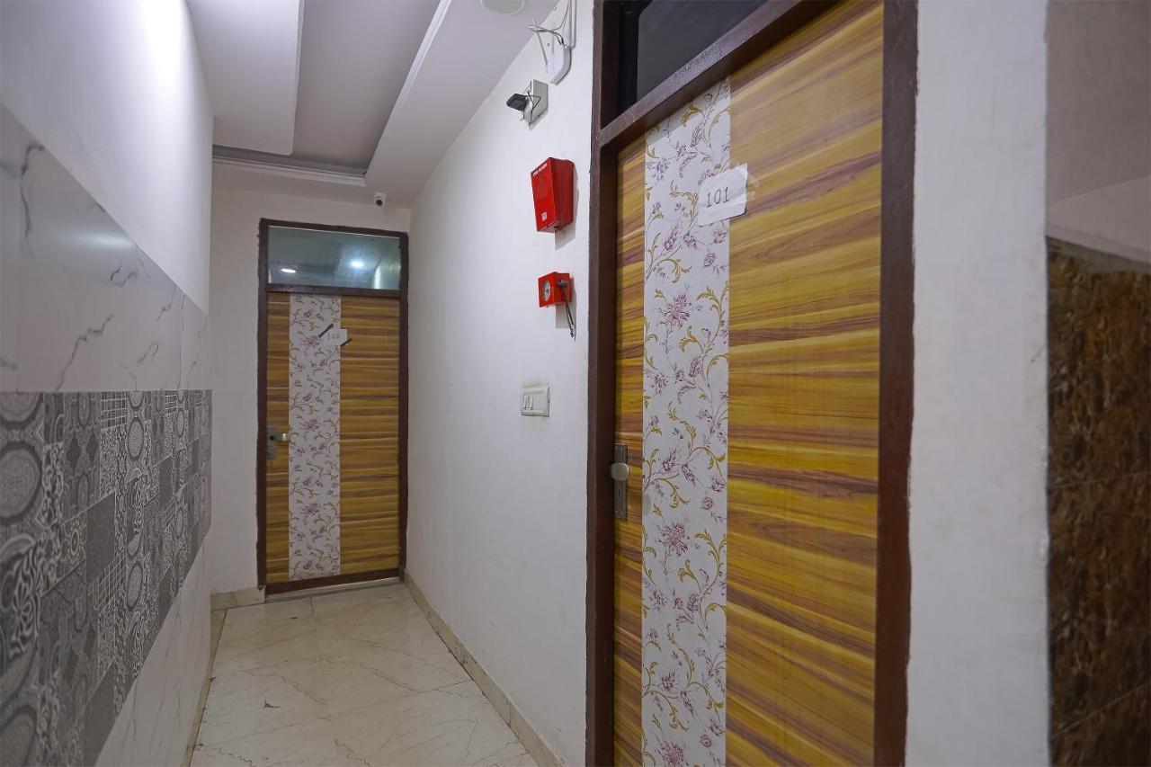 Oyo Flagship 79289 Hotel Grand Keshav ガーズィヤーバード エクステリア 写真